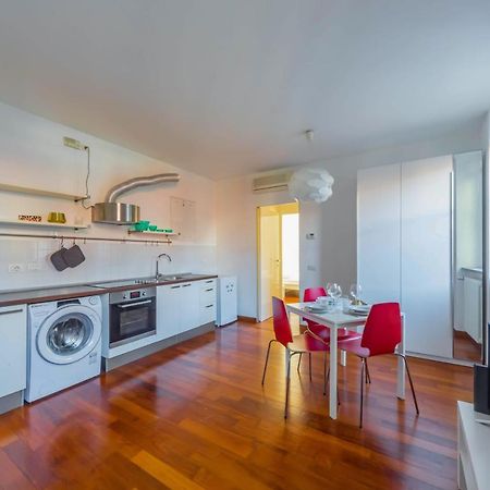 Ferienwohnung Cozy Flat 500M From Affori Fn! Mailand Exterior foto